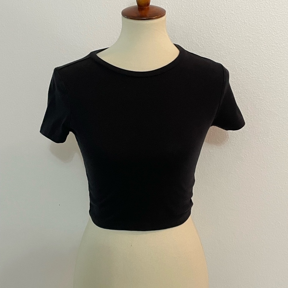 Black Basic Crop Top by Wild Fable‎ * Size Small
